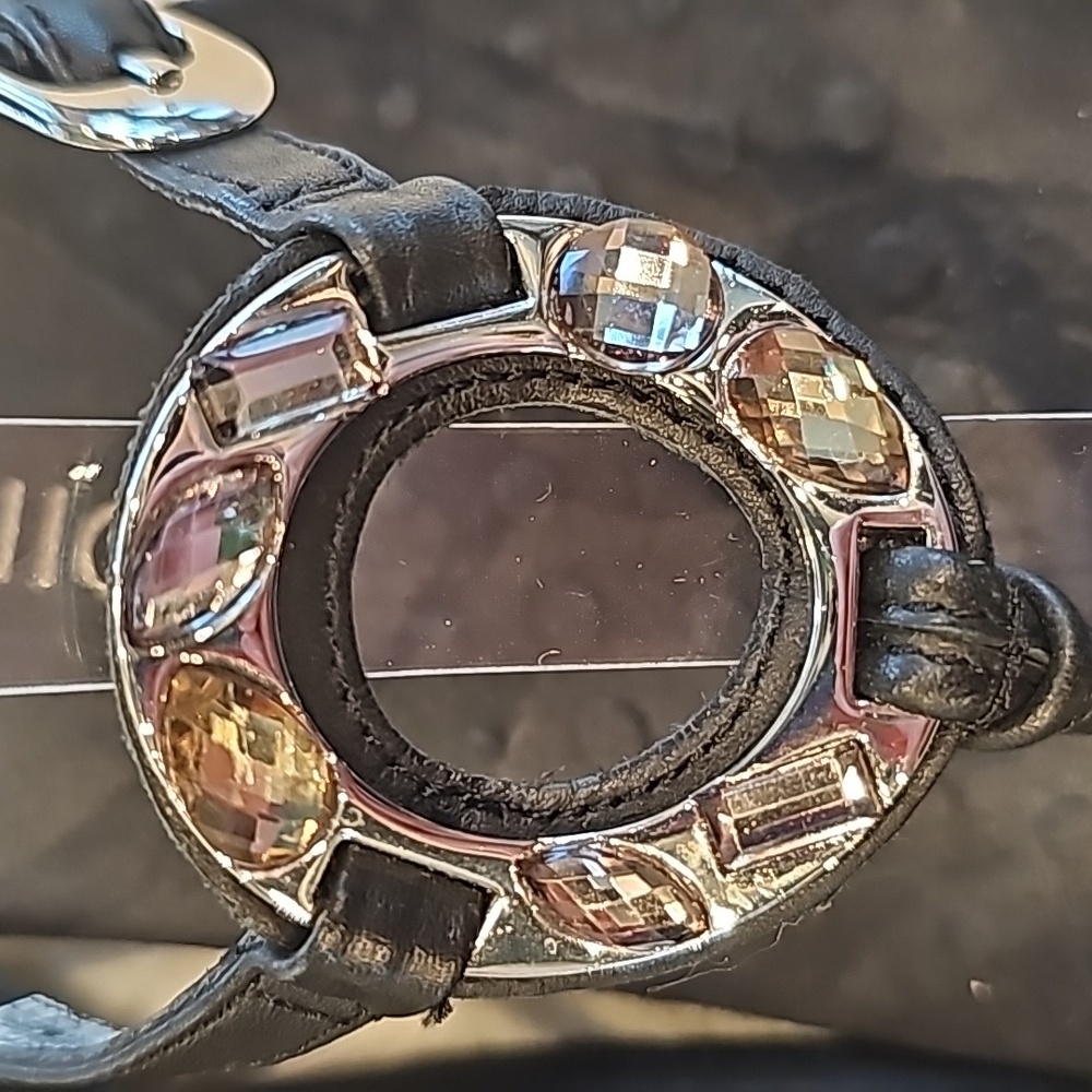 Vionic Sandals - Picture 3 of 4